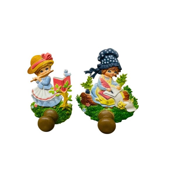 Vintage Ceramic Child-Themed Magnets Set Of 2 Magnetic Backing Refrigerator 4" x - Picture 2 of 7